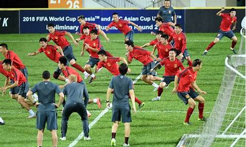 国足踢香港以往比分_国足踢香港以往比分多少